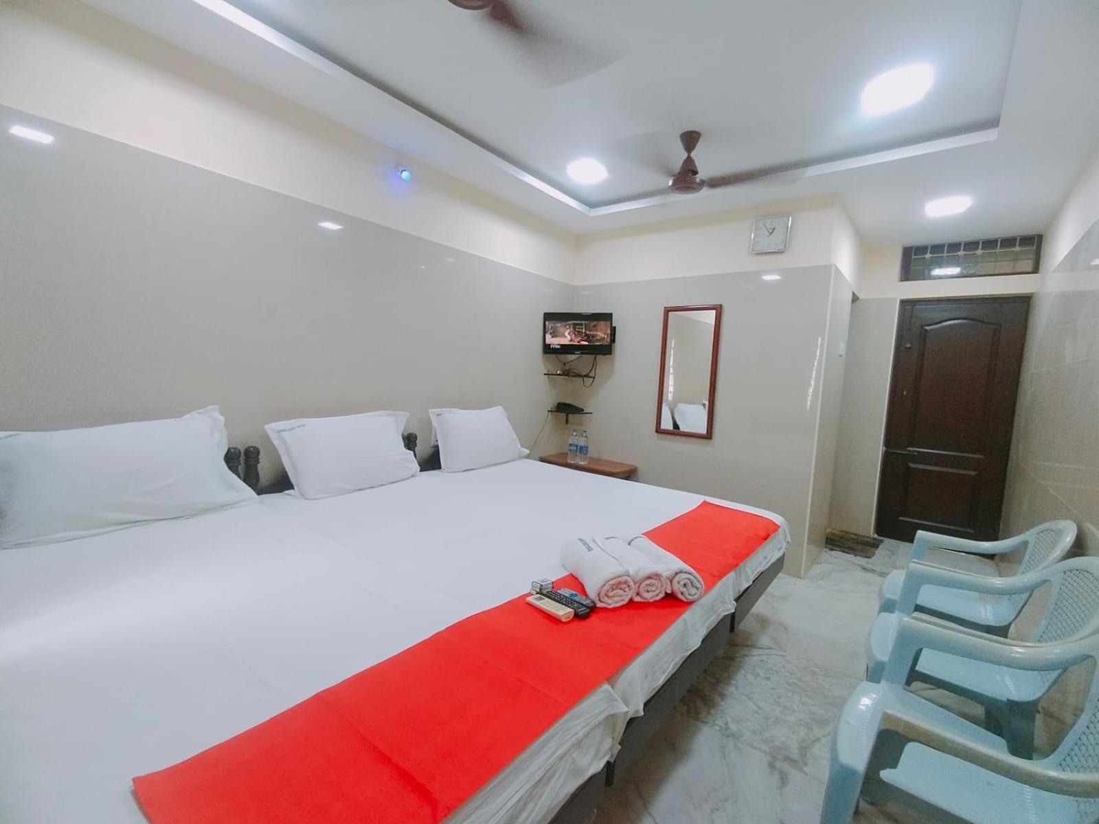 Gemini Guest House Madras Buitenkant foto